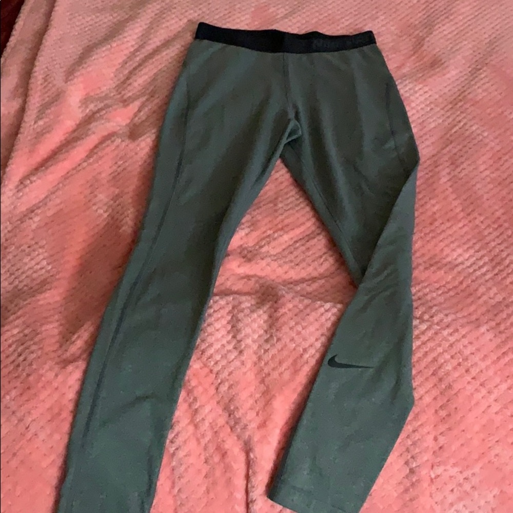 Nike pro leggings